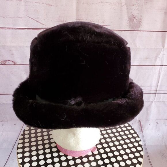 Baxter Wells Faux Fur Super Soft Winter Hat Bucket Style - Picture 1 of 6